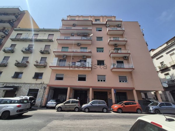 appartamento in vendita a Napoli in zona Bagnoli