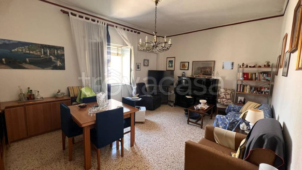 appartamento in vendita a Napoli in zona Montecalvario
