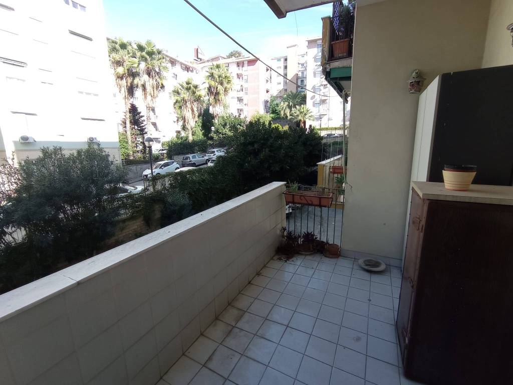 appartamento in vendita a Napoli in zona Bagnoli
