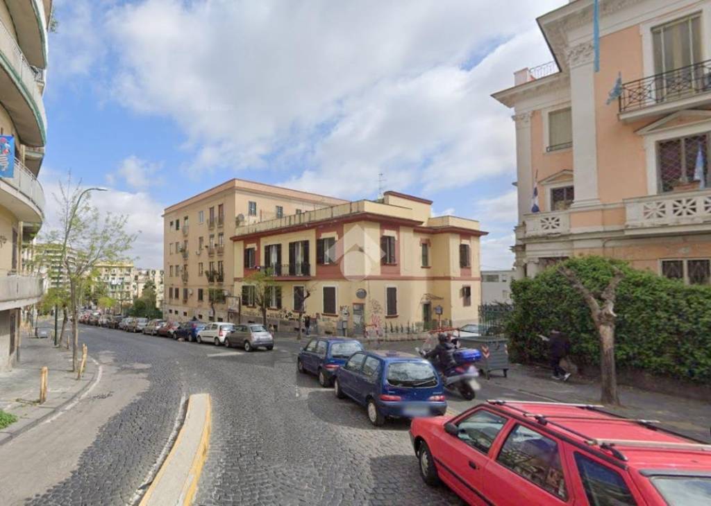 appartamento in vendita a Napoli