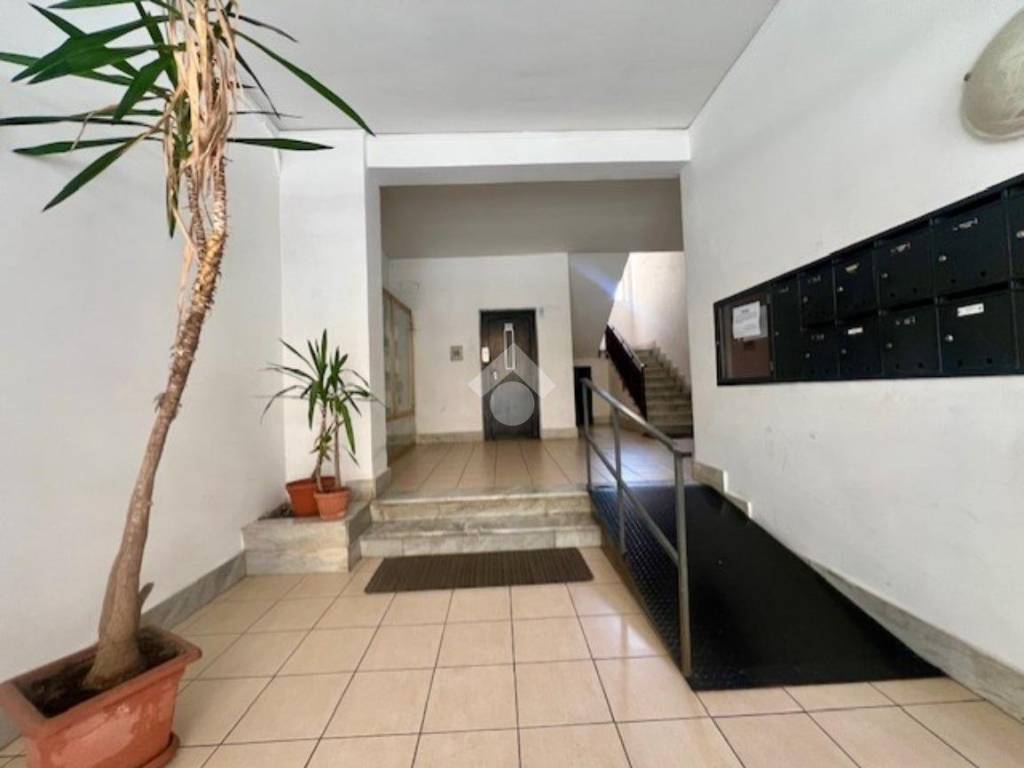 appartamento in vendita a Napoli in zona Pianura