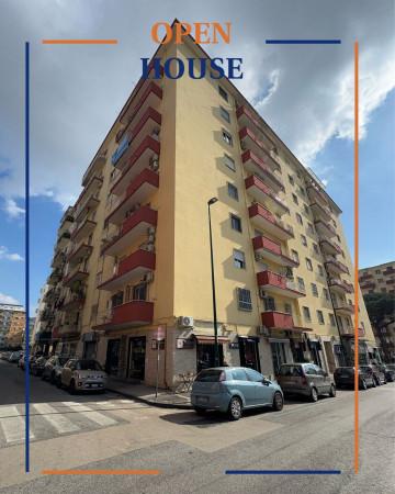 appartamento in vendita a Napoli in zona Fuorigrotta