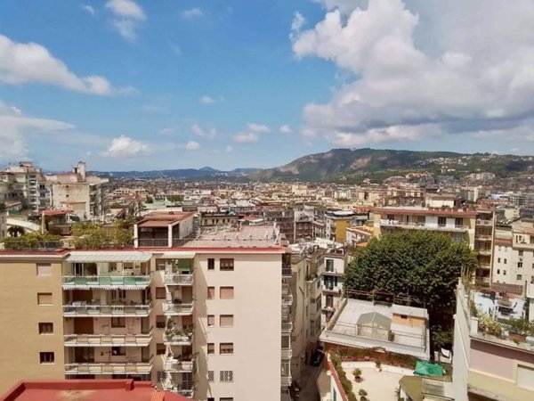 appartamento in vendita a Napoli in zona Vomero