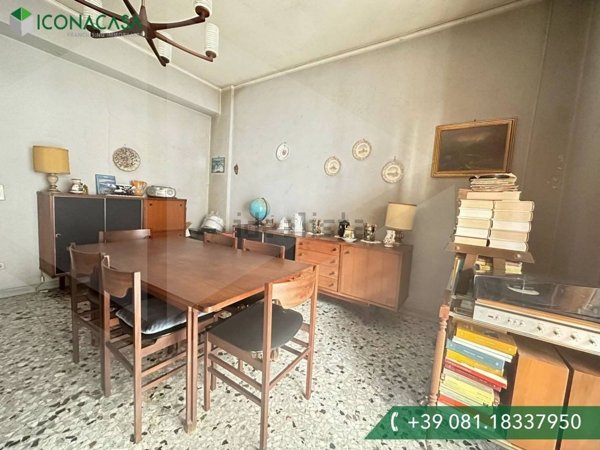 appartamento in vendita a Napoli in zona Arenella