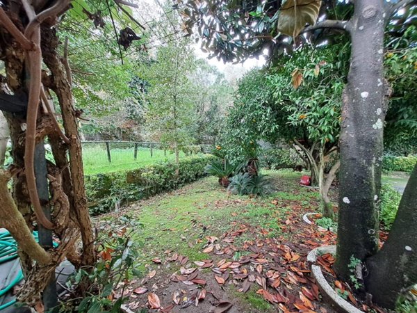 casa indipendente in vendita a Napoli in zona Piscinola