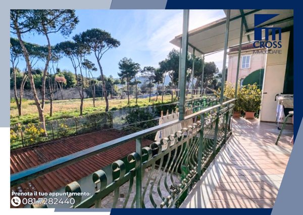 appartamento in vendita a Napoli in zona Fuorigrotta