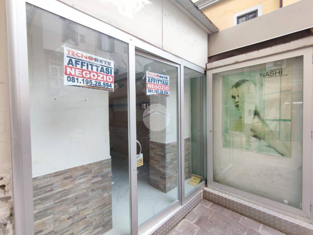negozio in vendita a Napoli in zona Vomero