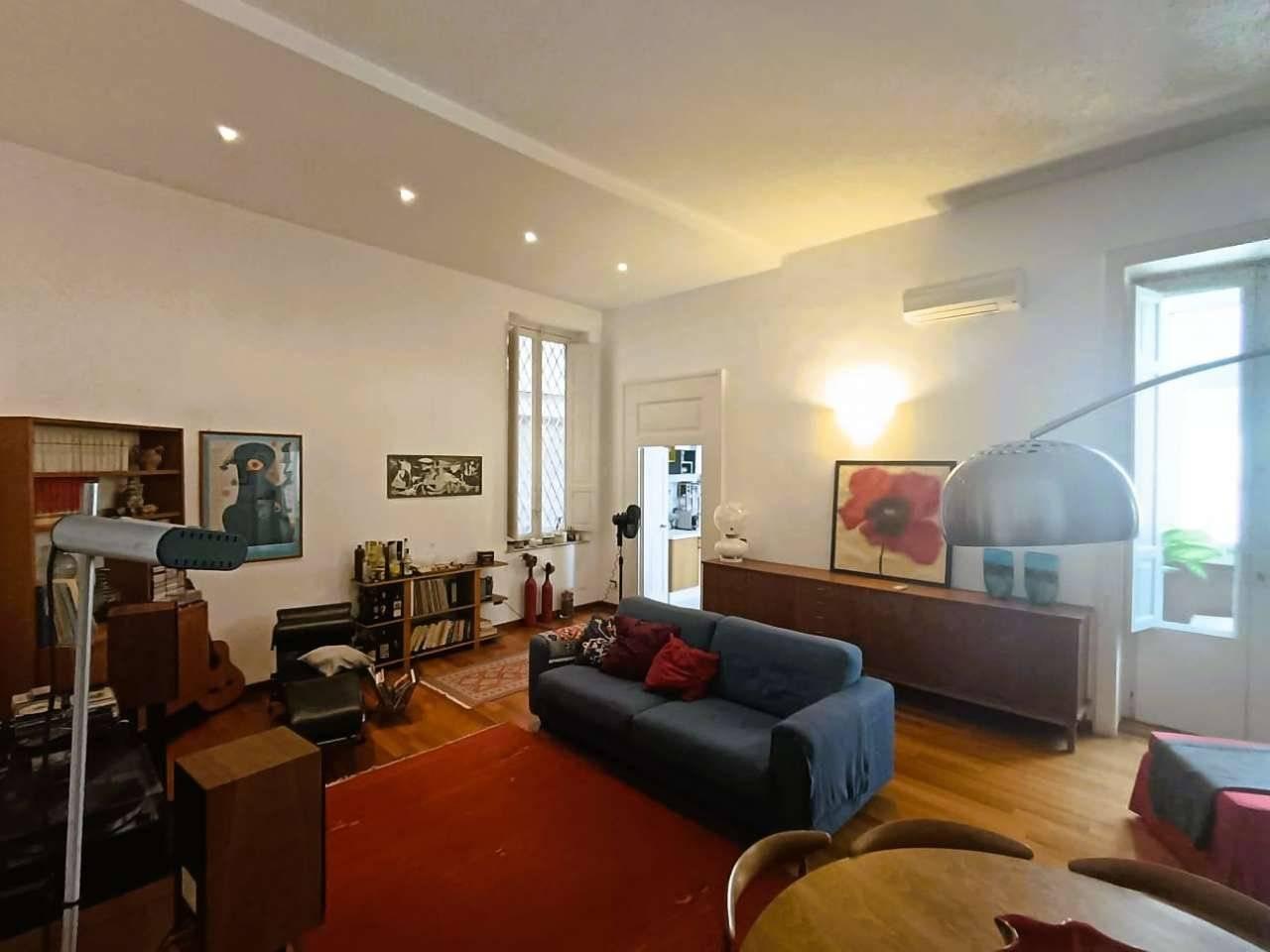 appartamento in vendita a Napoli in zona Avvocata