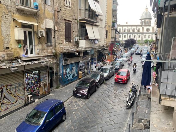 appartamento in vendita a Napoli in zona Pendino / San Giuseppe