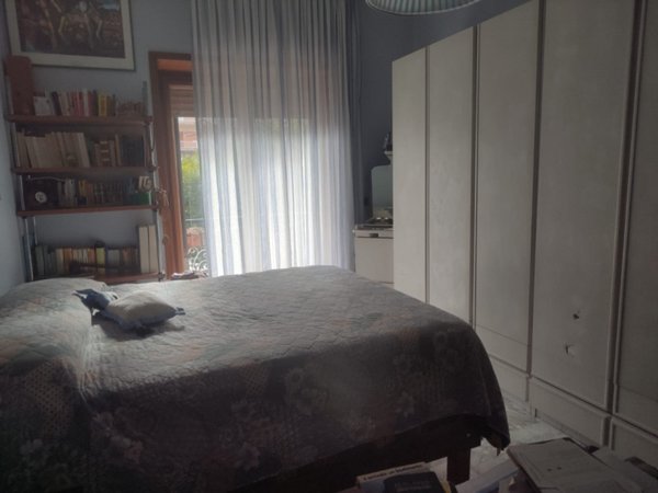 appartamento in vendita a Napoli in zona Chiaia