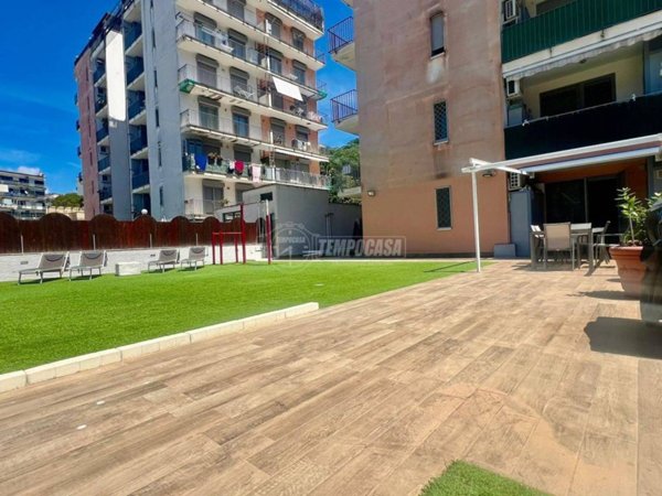 appartamento in vendita a Napoli in zona Fuorigrotta