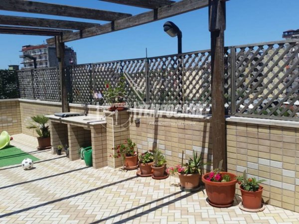 appartamento in vendita a Napoli in zona Pianura