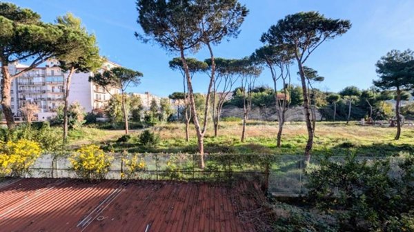 appartamento in vendita a Napoli in zona Bagnoli