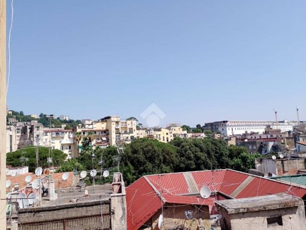 appartamento in vendita a Napoli in zona Avvocata