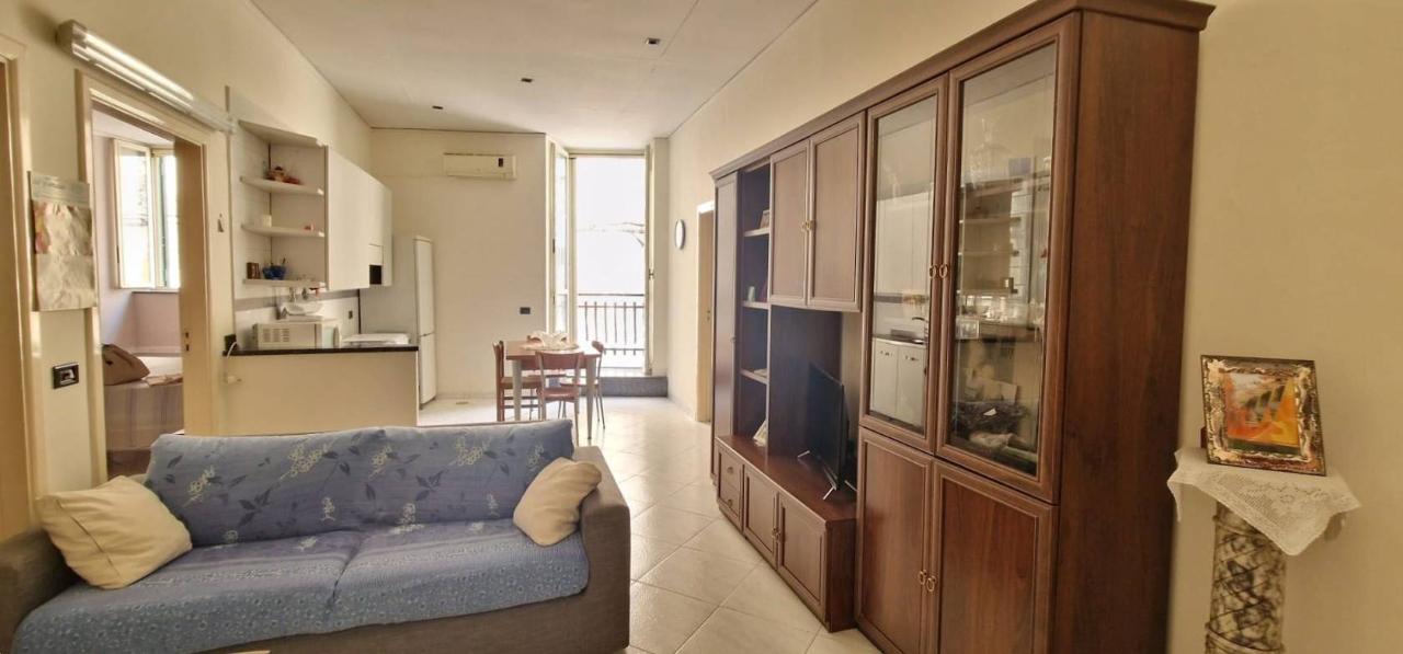 appartamento in vendita a Napoli in zona Stella