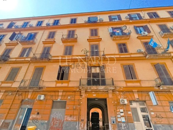 appartamento in vendita a Napoli in zona Pendino / San Giuseppe