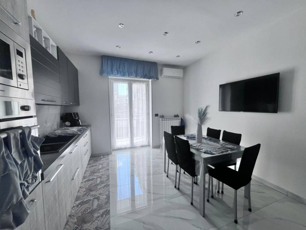 appartamento in vendita a Napoli in zona Miano