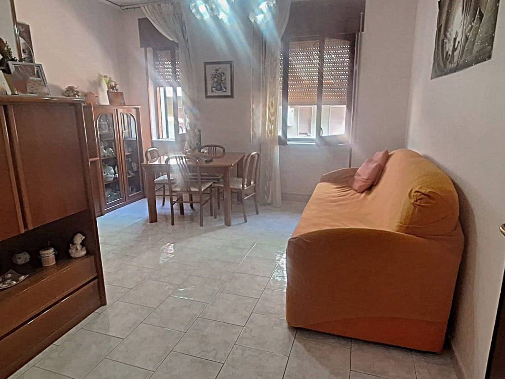 appartamento in vendita a Napoli in zona Pianura