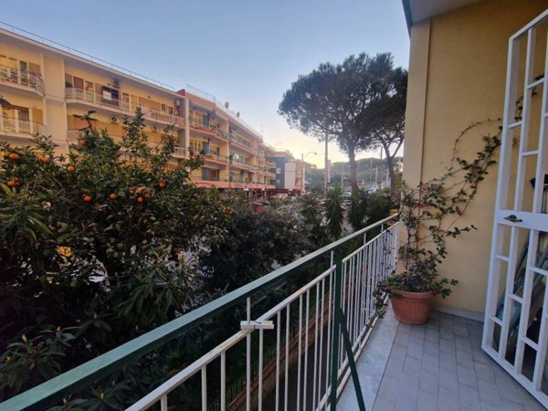 appartamento in vendita a Napoli in zona Capodimonte / Colli Aminei