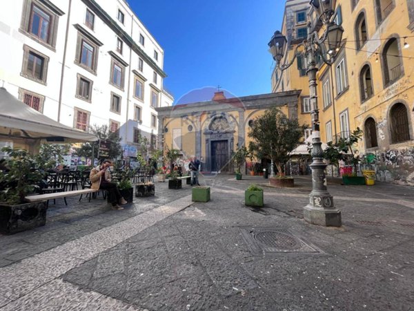 appartamento in vendita a Napoli in zona Stella