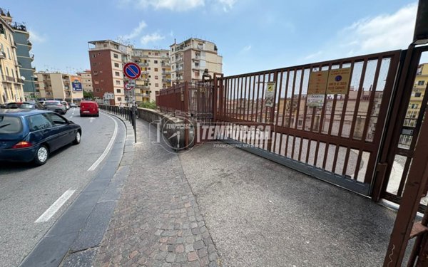 appartamento in vendita a Napoli in zona Arenella