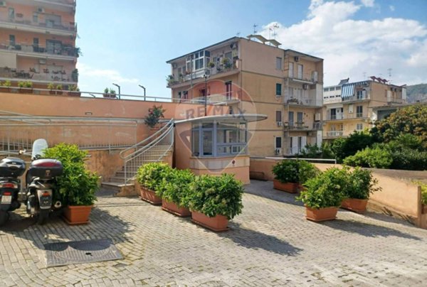appartamento in vendita a Napoli in zona Soccavo
