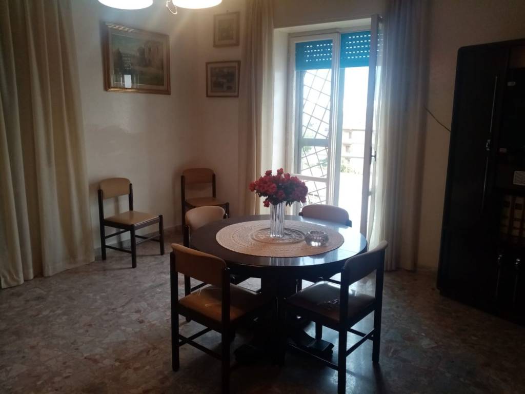 appartamento in vendita a Napoli in zona Fuorigrotta