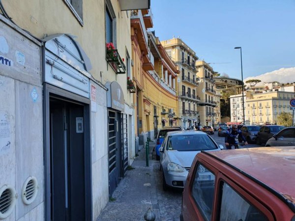 negozio in vendita a Napoli in zona Posillipo