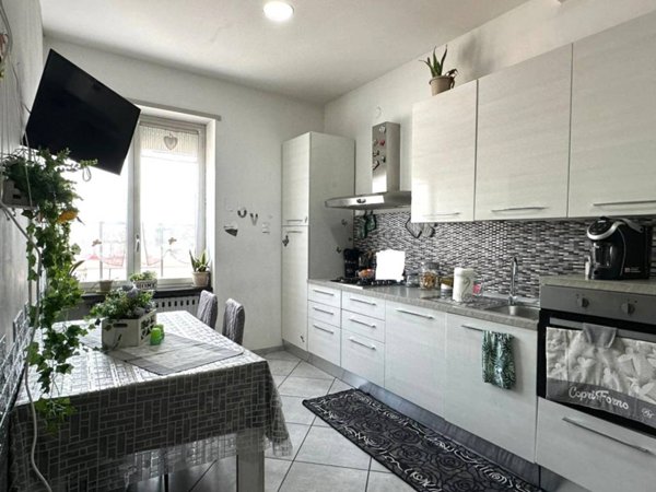 appartamento in vendita a Napoli in zona Barra