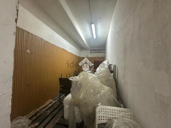 ufficio in vendita a Napoli in zona Secondigliano