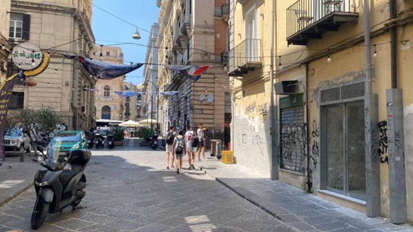 appartamento in vendita a Napoli