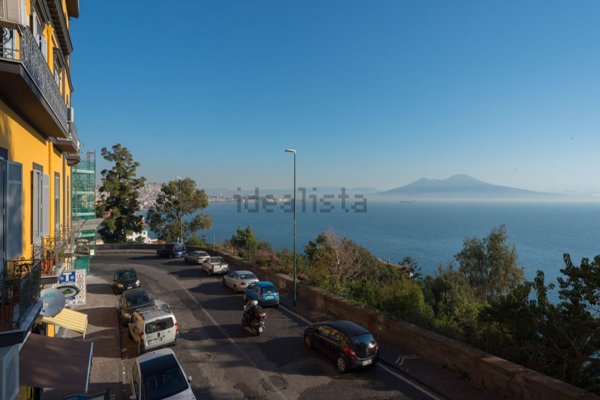 appartamento in vendita a Napoli in zona Posillipo