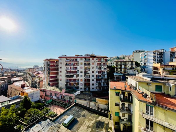appartamento in vendita a Napoli in zona Arenella