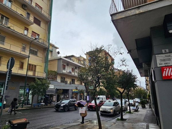 appartamento in vendita a Napoli in zona Arenella