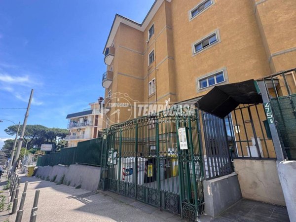 appartamento in vendita a Napoli in zona Capodimonte / Colli Aminei