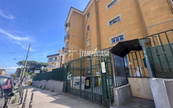 appartamento in vendita a Napoli in zona Capodimonte / Colli Aminei