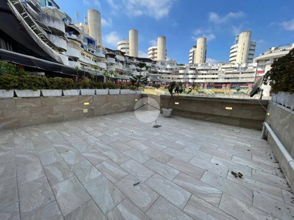 casa indipendente in vendita a Napoli