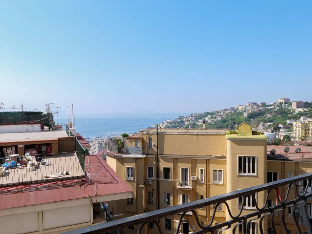 appartamento in vendita a Napoli in zona Vomero
