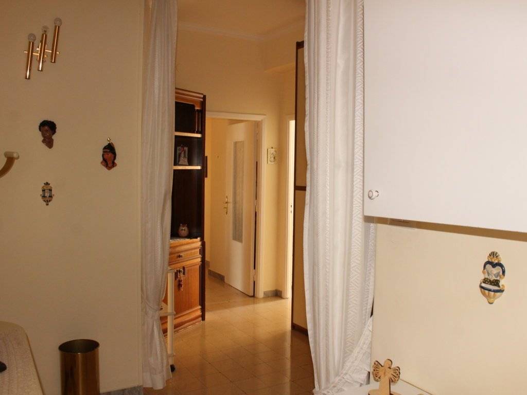 appartamento in vendita a Napoli in zona Bagnoli