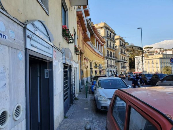 negozio in vendita a Napoli in zona Posillipo