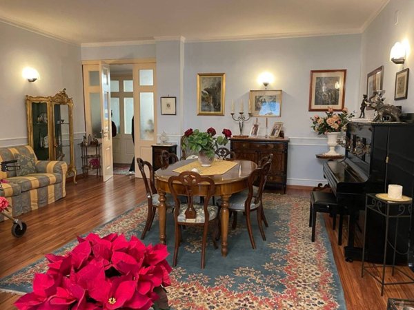 appartamento in vendita a Napoli in zona Posillipo