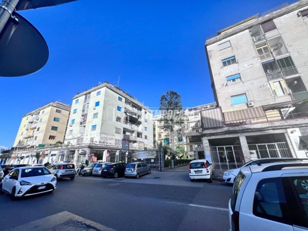 appartamento in vendita a Napoli in zona Miano