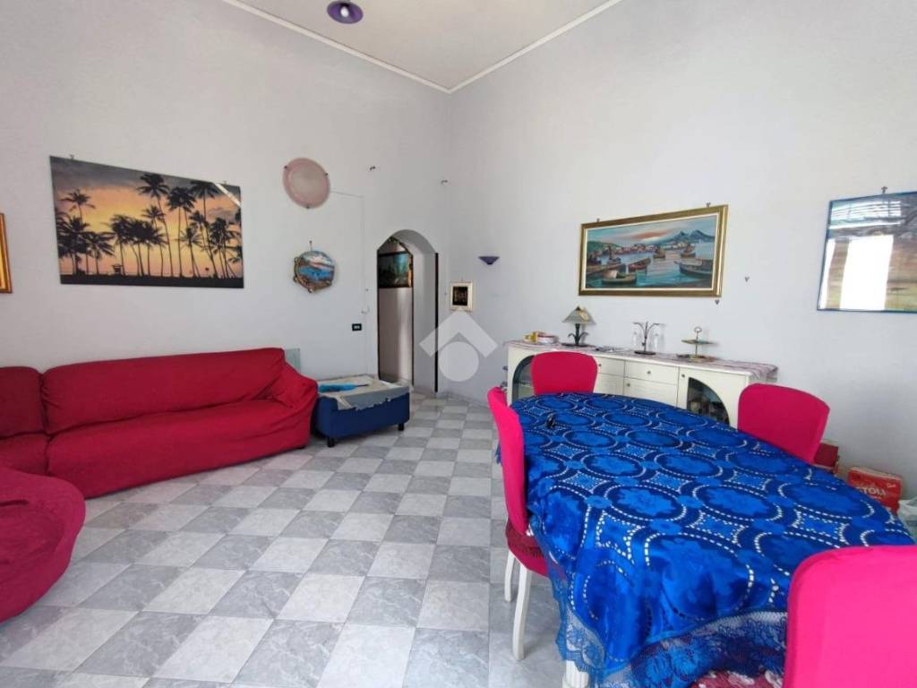 appartamento in vendita a Napoli