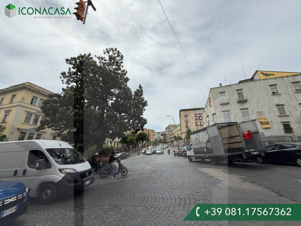 negozio in vendita a Napoli