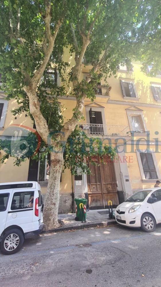 appartamento in vendita a Napoli in zona Mercato