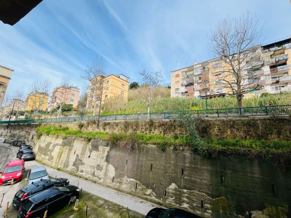 appartamento in vendita a Napoli in zona Fuorigrotta
