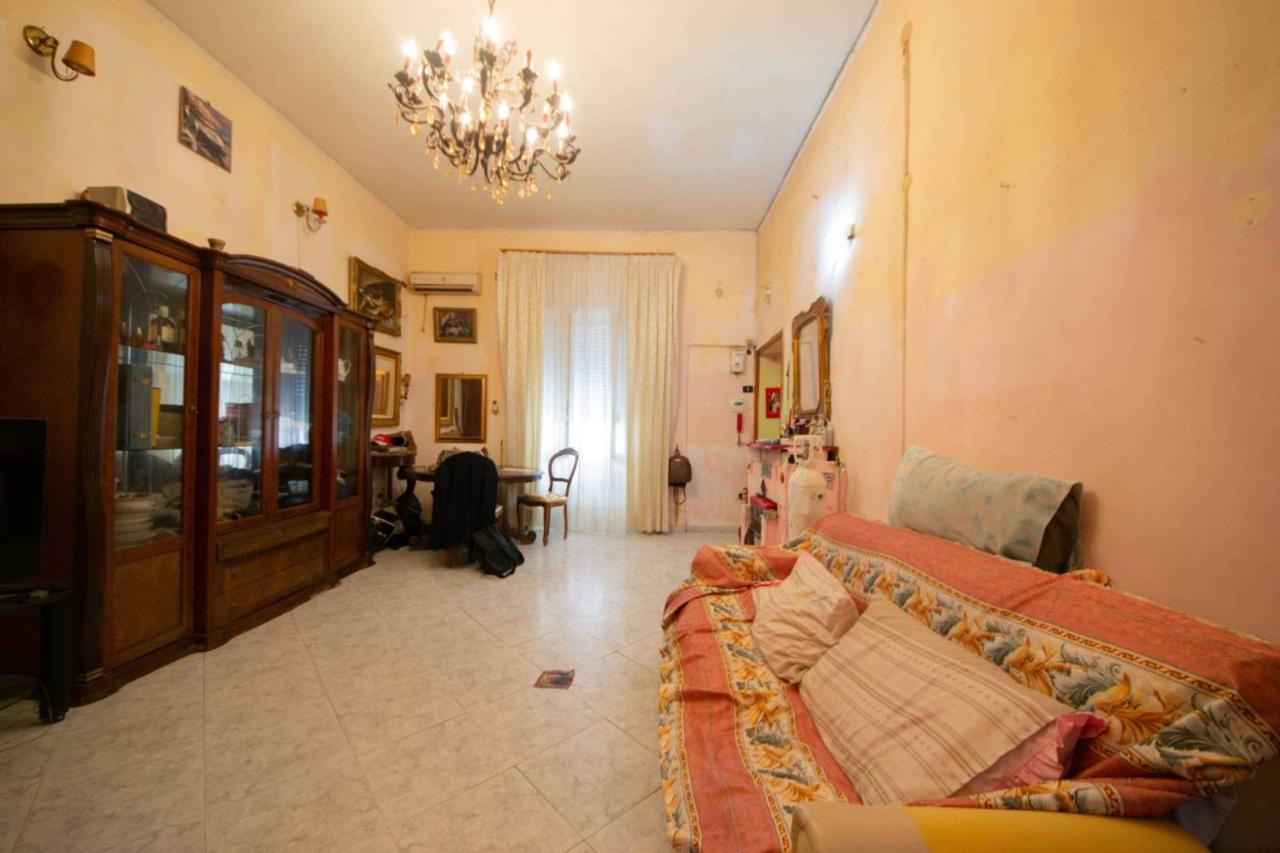 appartamento in vendita a Napoli in zona Stella