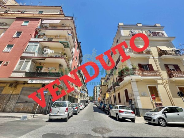 appartamento in vendita a Napoli in zona Bagnoli