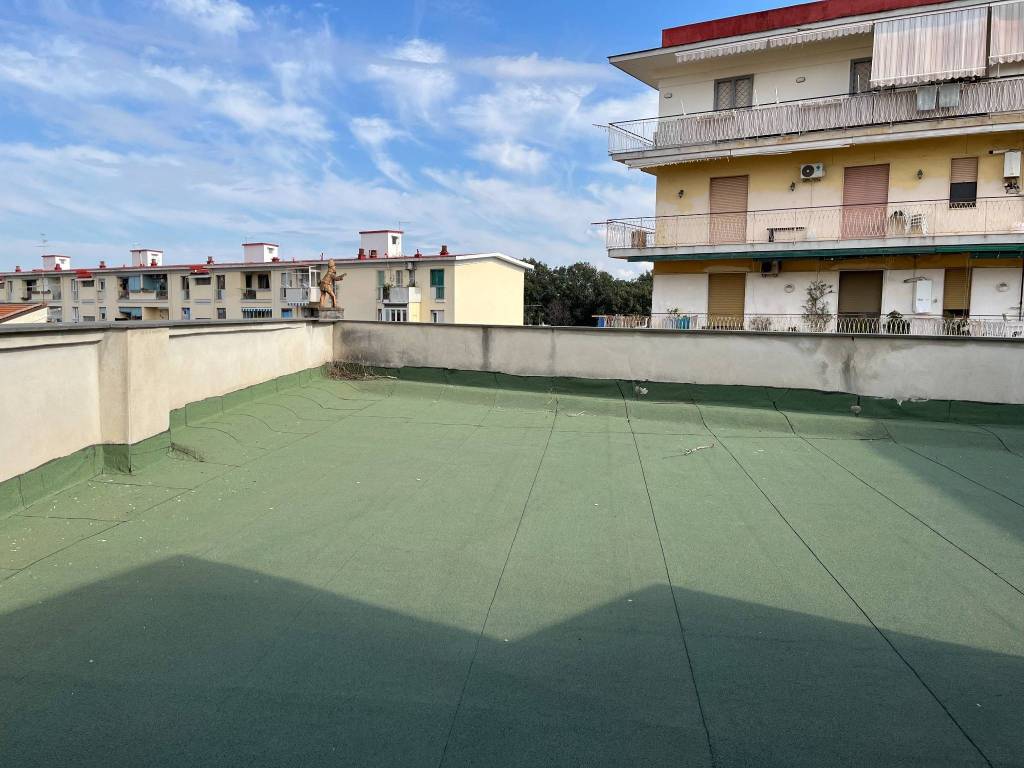 appartamento in vendita a Napoli in zona Capodimonte / Colli Aminei