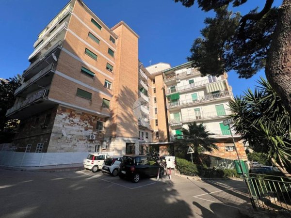 appartamento in vendita a Napoli in zona Bagnoli